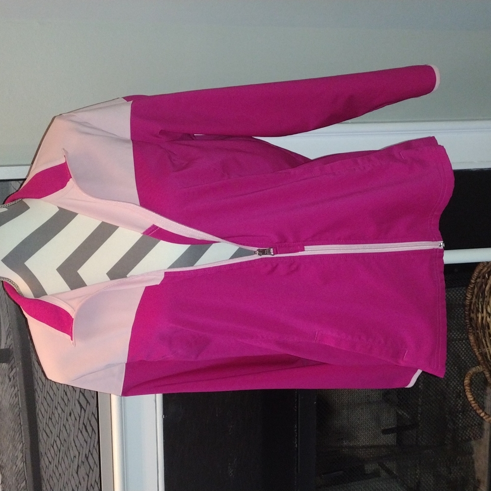 Athletic jacket